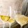 Merlot Blanc de Noir frisch-fruchtige Vielfalt im Glas: Hellgelber Wein mit Aromen von Abate-Birne, Aprikose, Zitrusnoten, Kirschen und einer diskret würzigen Note Merlot ist Weiss