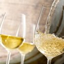 Cabernet Blanc: Nachhaltiger Weißwein mit erfrischender Fruchtigkeit und einzigartigem Charakter! Ausdrucksstark im Geschmack, dabei schlank und elegant